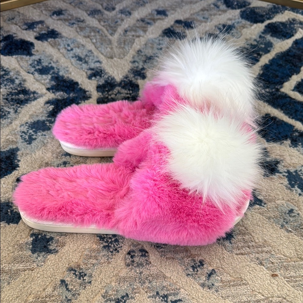 Shiraleah Pink and White Women's Furry Slippers L/XL